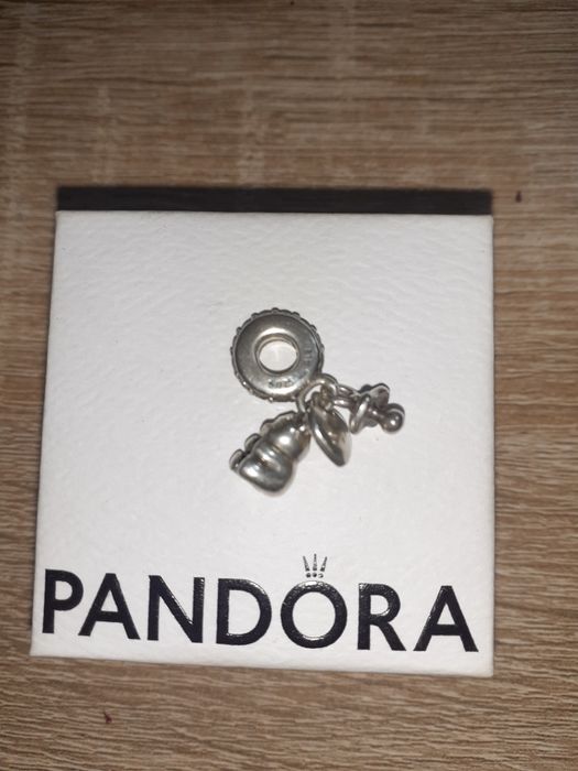 Charm pandora  Ale 925