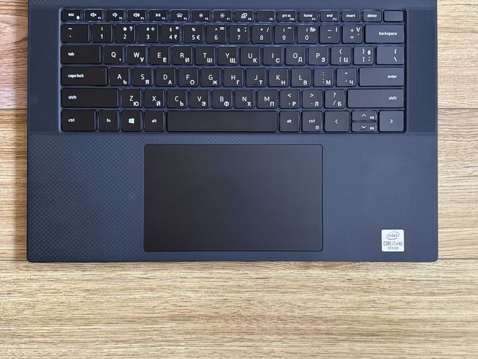 Dell Precision 5550`i7-10850H/16GB RAM/512GB SSD/Nvidia T1000/WUXGA