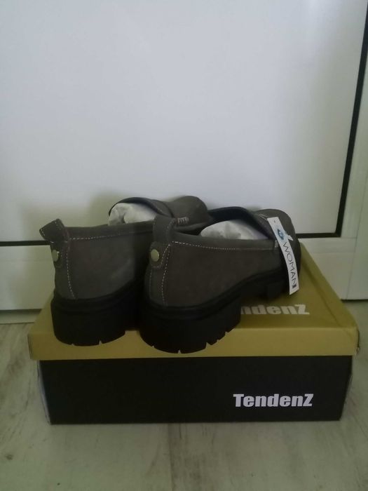 Нови велурени мокасини