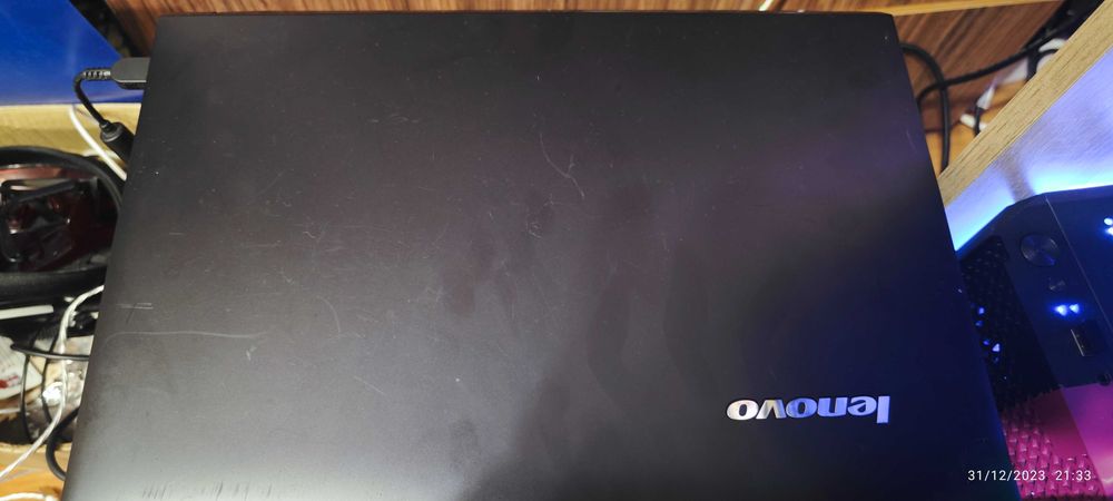 Лаптоп Lenovo B50 SSD 500GB 8GB Ram GPU R5 M230