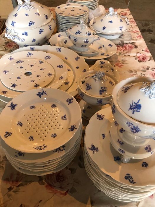 Продам французский сервиз