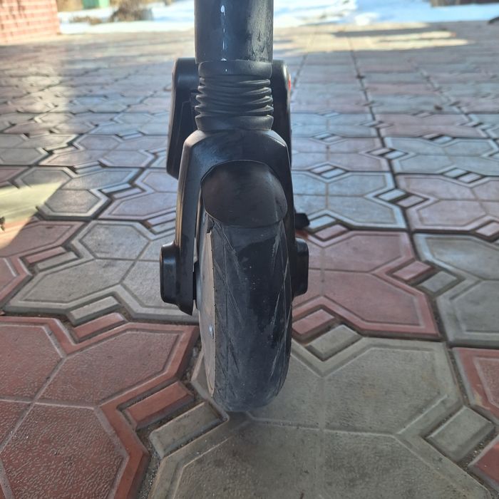 Электросамокат NINEBOT SEGWAY ES2