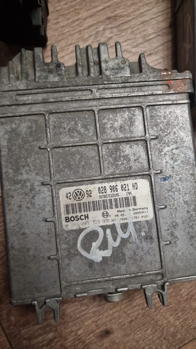 Продаю ЭБУ Bosch (VW / Audi)