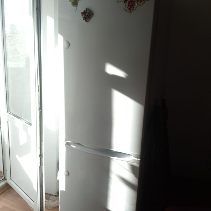 Продам холодильник б/у
