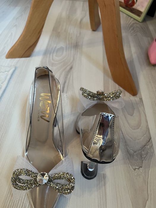 Pantofi de efect marimea 37