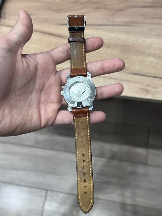 Часы механические