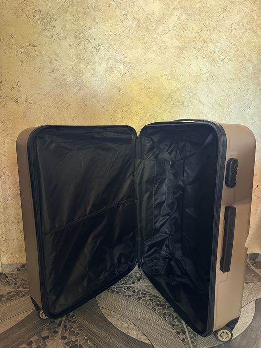 Малък и среден куфар - нови