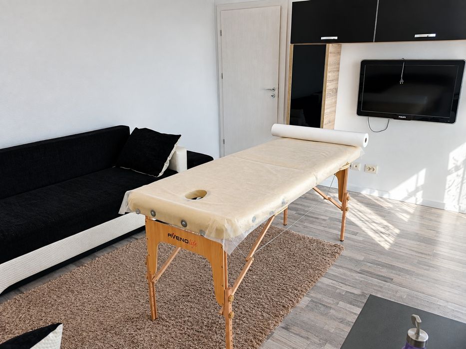 Masaj terapeutic, terapie manuală miofascială la domiciliu în București. Maseur profesionist. Deep Tissue. Spate, gât, umeri. Sector 1, 2, 3, 4, 5, 6.