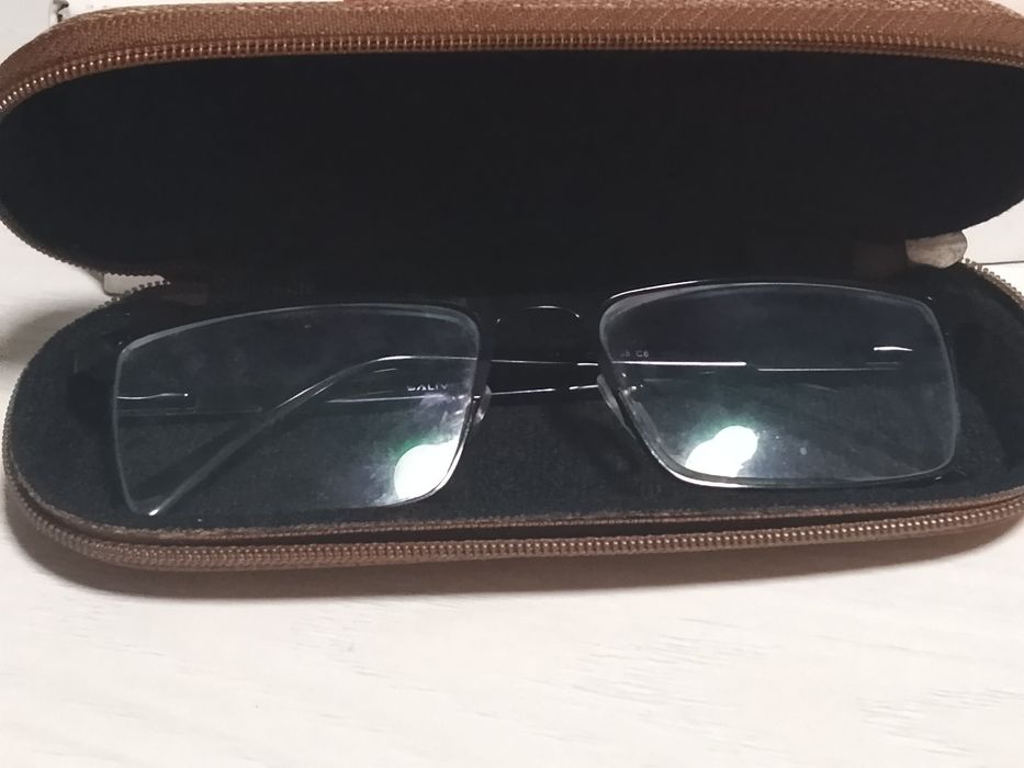 Продам очки        .