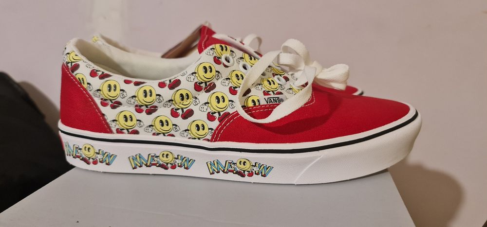 Tenesi Vans Depop Ediție limitata