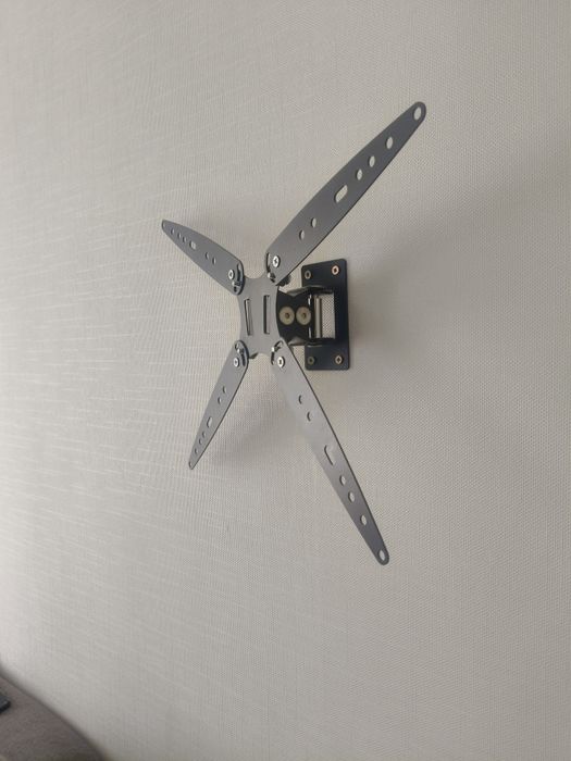 Продам кронштейн для телевизора