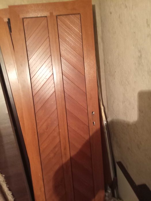 Врати / PVC 
190/72 и 190/62