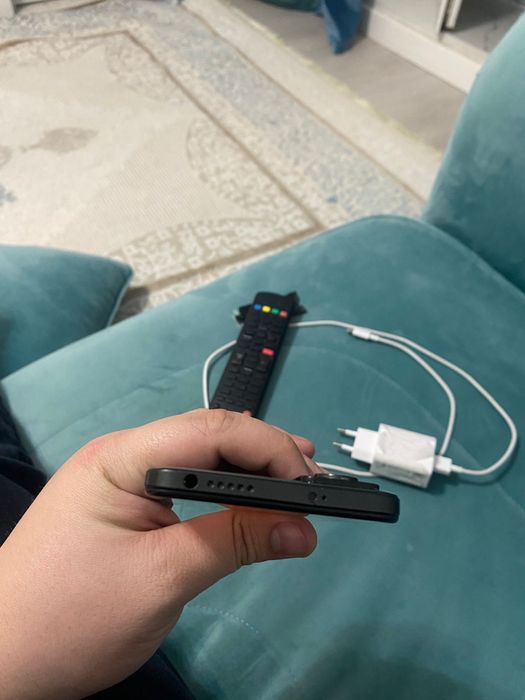 Продам телефон редми нот 12с