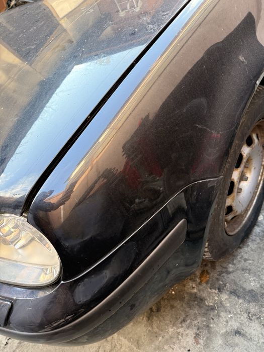 Bara fata aripa capota faruri vw Golf 4 LC9Z