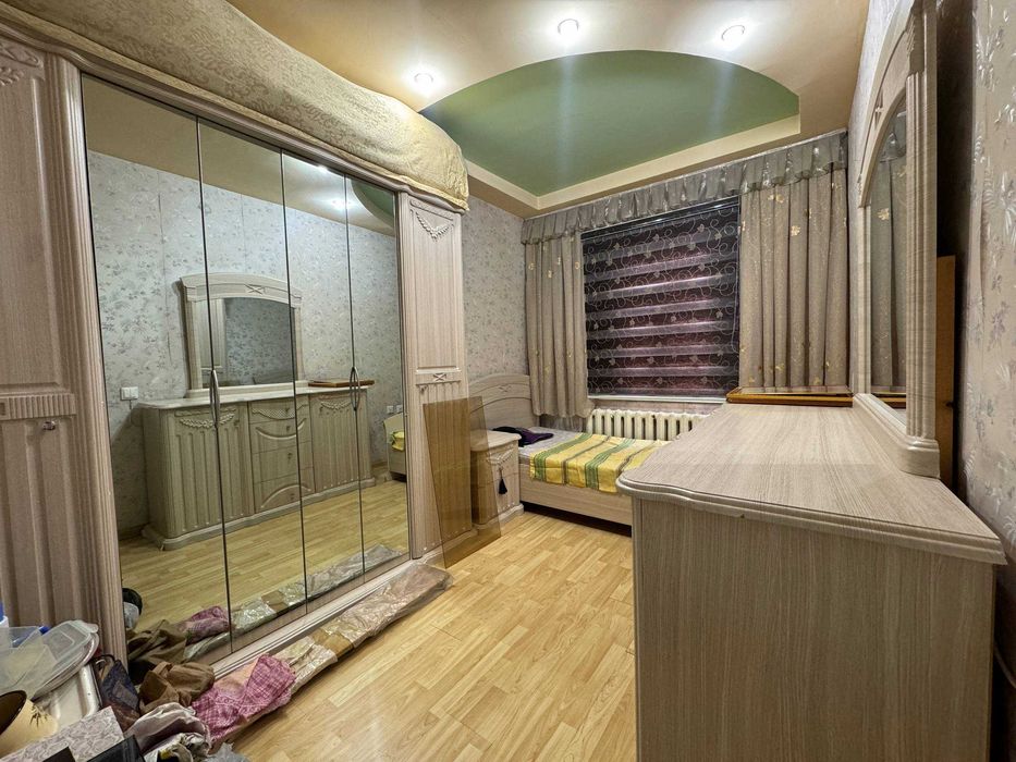 Продаю 3 комн квартиру на Воднике 77 серия 2 этаж кирпич (Jane)