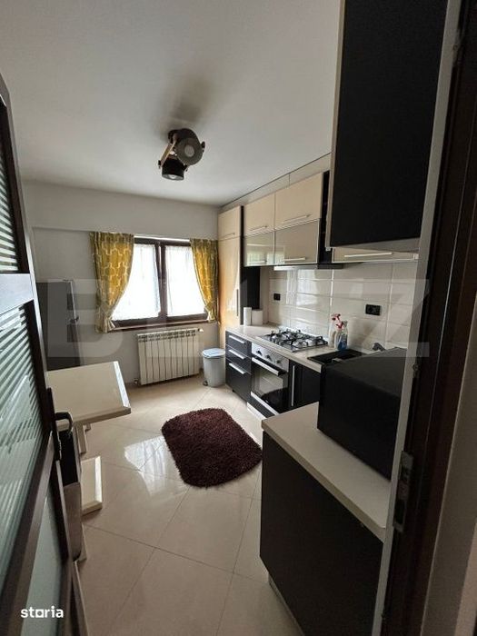 Apartament 3 camere, etaj intermediar, 80 mp,  Belvedere