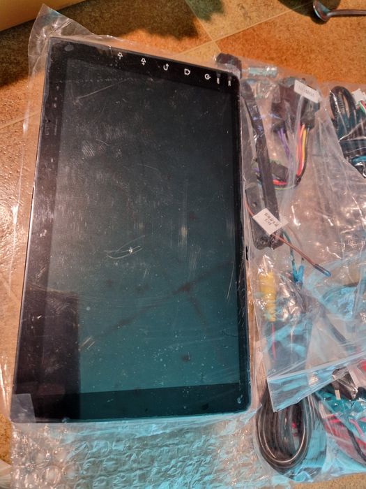 Мултимедия за автомобил бус