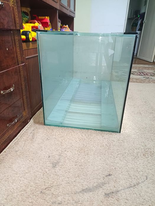 Продам аквариум 400 л