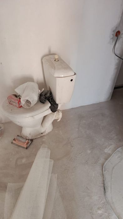 Продам строительные унитаз