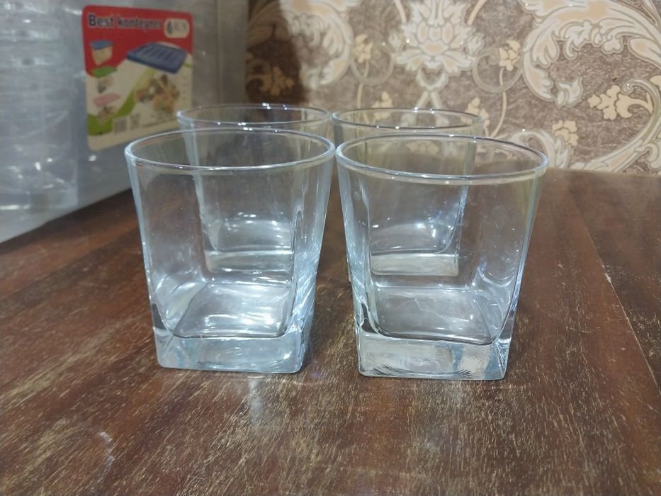 Стаканы 10 штук в хорошем состоянии