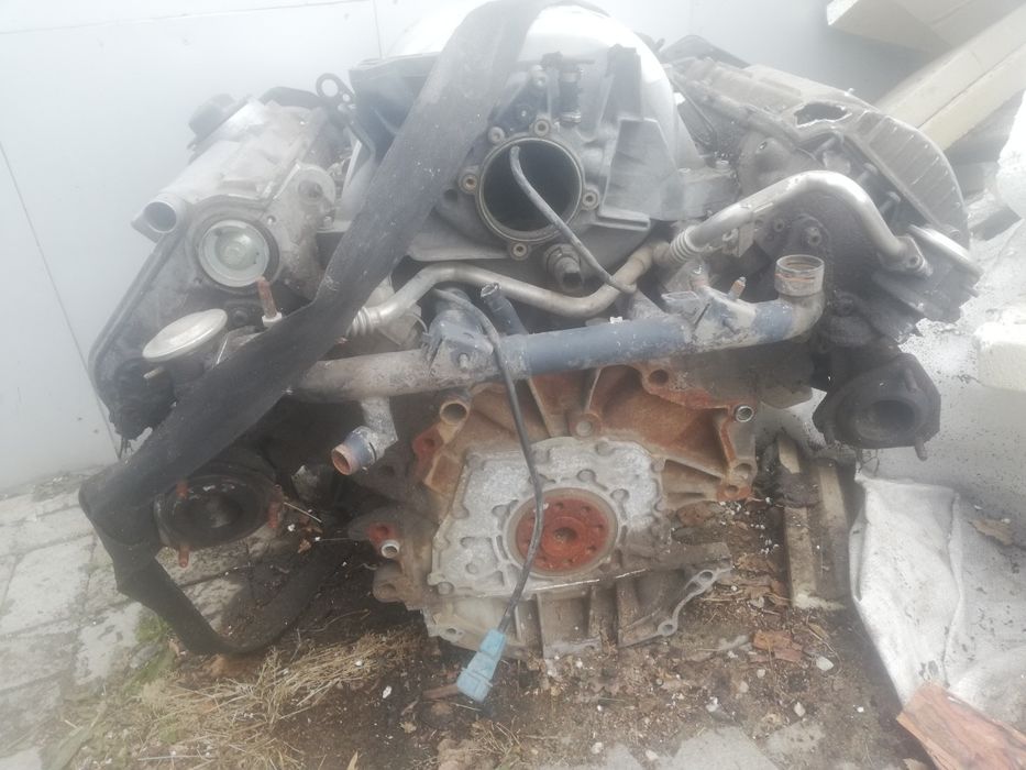 Продам двигатель Аudi A6 2.8