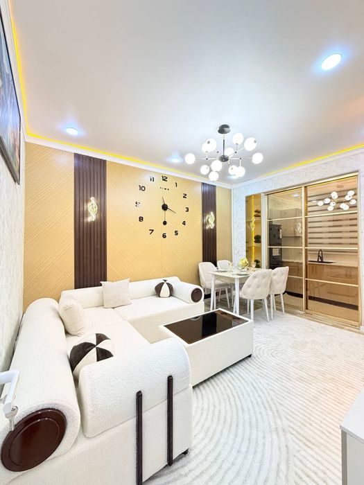 Чилонзор 7  3.4/2/4 сотилади