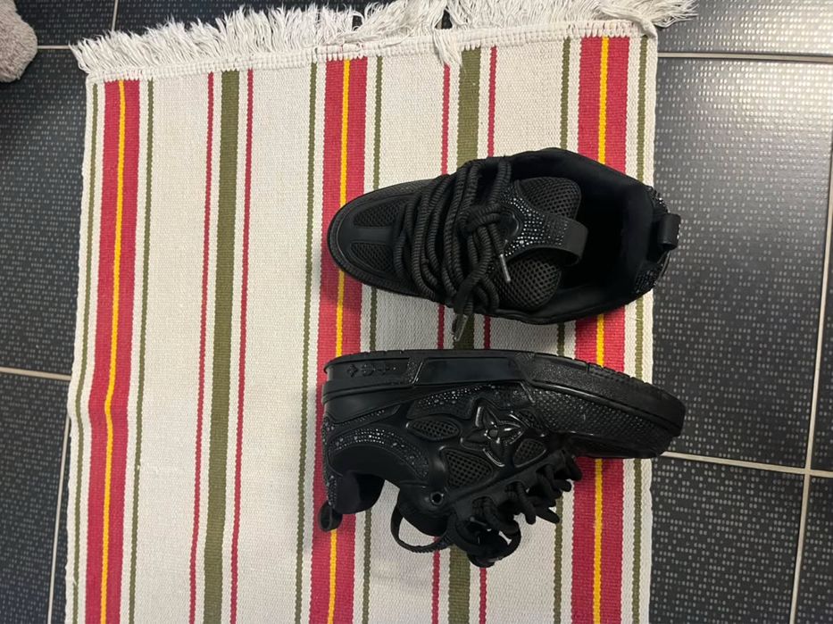 Lv skate swaroski full black