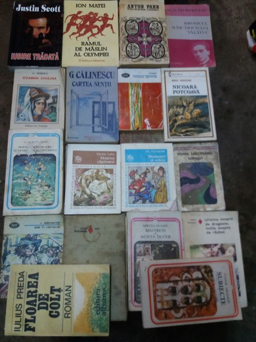 Cărți de citit, o colecție diversificată de mai mulți autori,