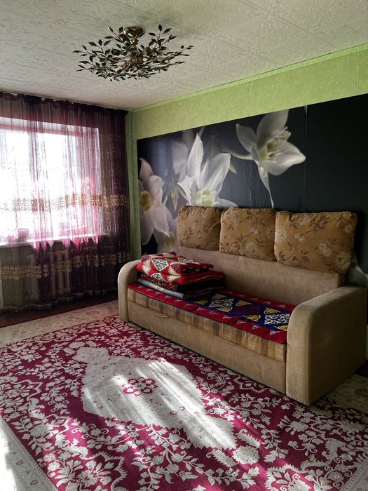 Сдам 2х комнатную квартиру в 4 мкр