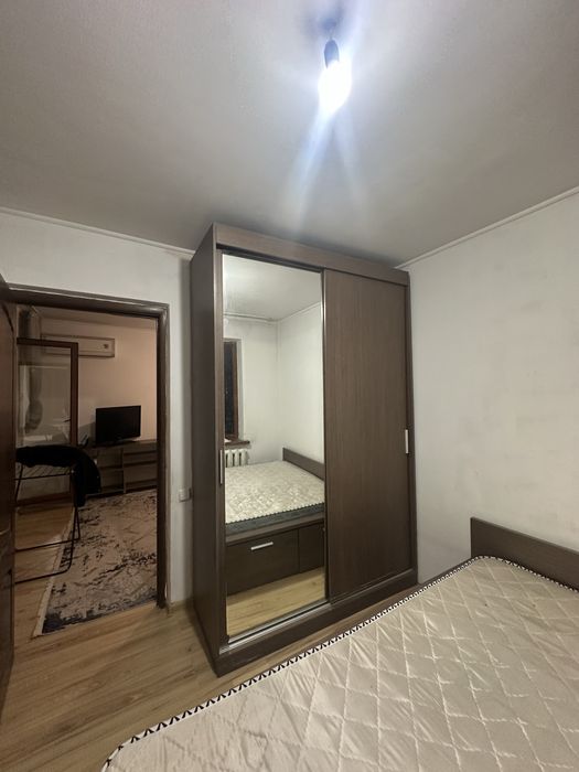 Шкаф и кровать с матрасом б-у