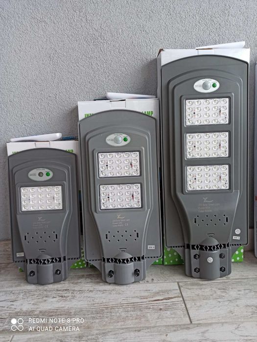 Промо Соларна улична лампа Висок Клас ,Сензор движение