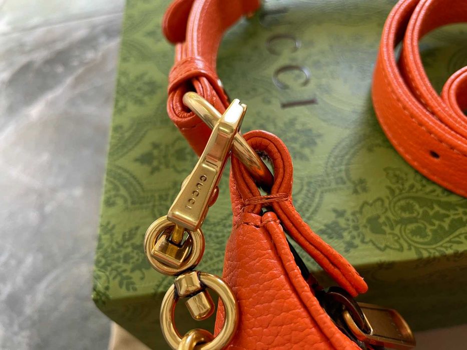 GUCCI Дамска Кожена Чанта Гучи Aphrodite Златно GG Gold Автентична