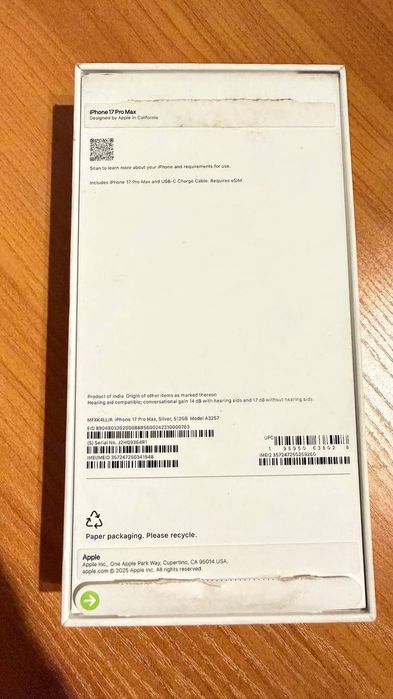 iPhone 17 Pro Max Silver 512gb(e-sim) сотилади.