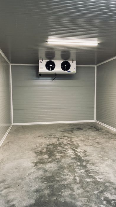 Inchiriez hale frigo