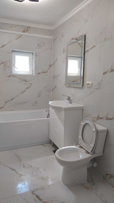 Inchiriez apartament 3 camere Micalaca str. Voinicilor