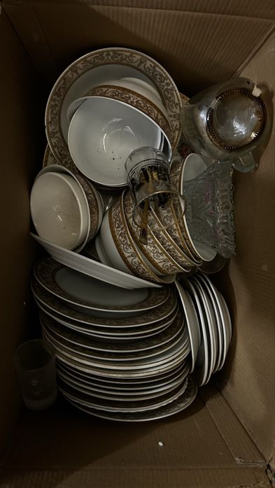 Продам посуду за 5000 без торга