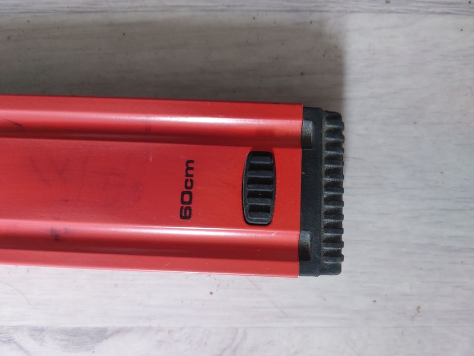 Уровень пузырьковый