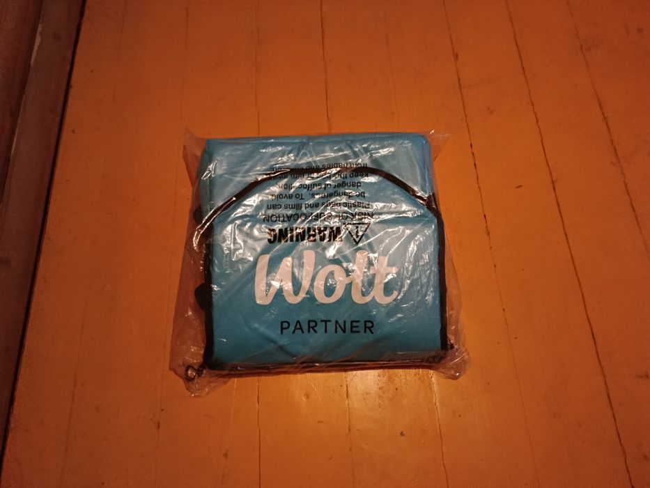 Продам сумку термос волт