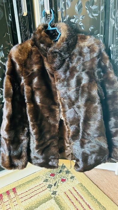 Продается шуба норковая