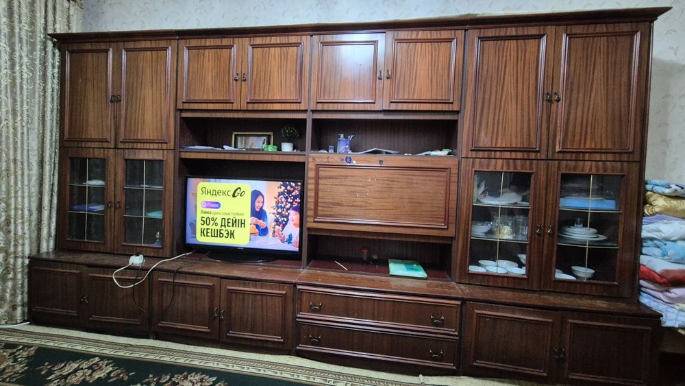 Продается стенка.