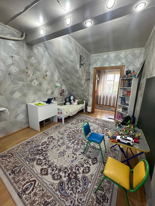 Продам 2-этаж.дом в рабочем.130кв.2000год.