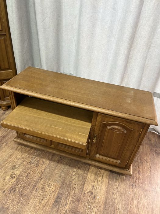 Продается тумба (дерево)