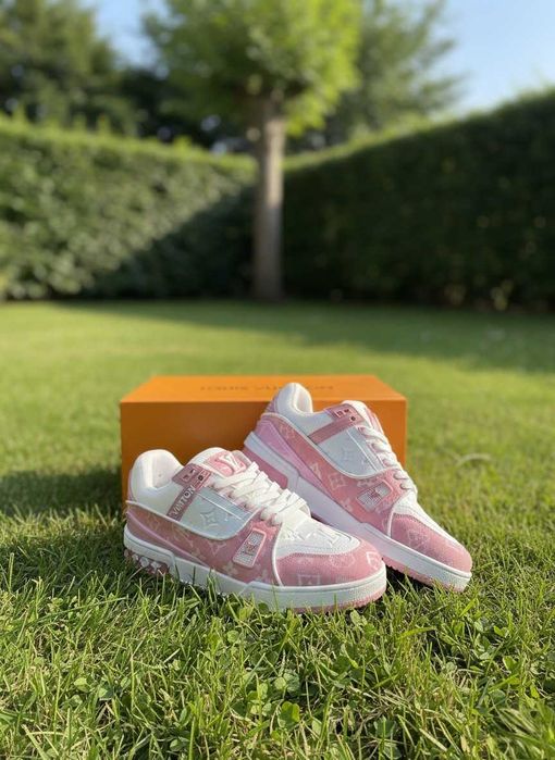 Adidasi LV Trainers Roz - Louis Vuitton Trainers PREMIUM