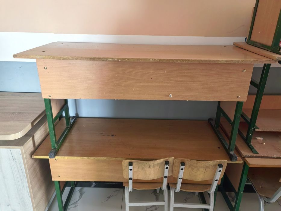 parta stul sotiladi 170ming som