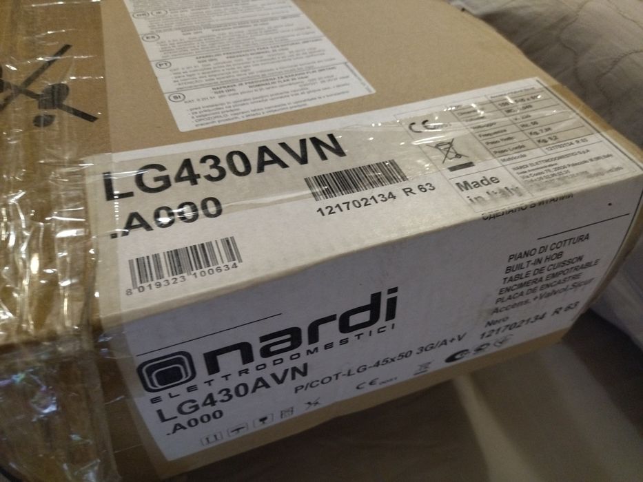 Варочная поверхность, новая, производство Италия.