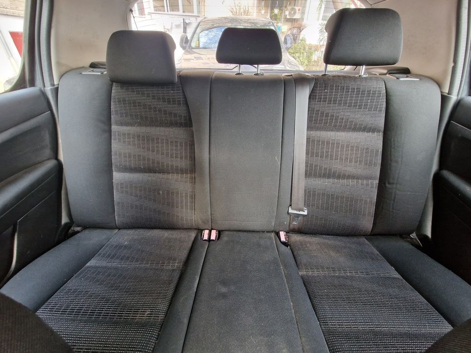 Se vinde Peugeot 307 1.6 diesel 90hp 2007