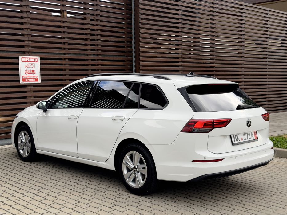 VOLKSWAGEN Golf 2022 — imagine 3