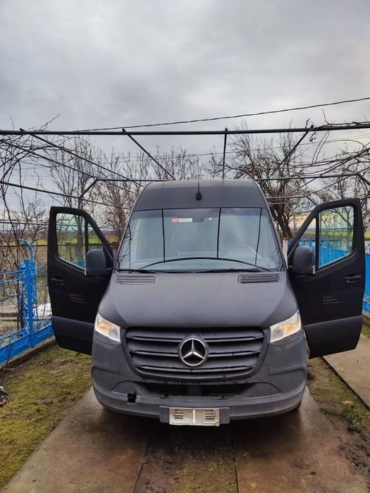 Mercedes Benz Sprinter