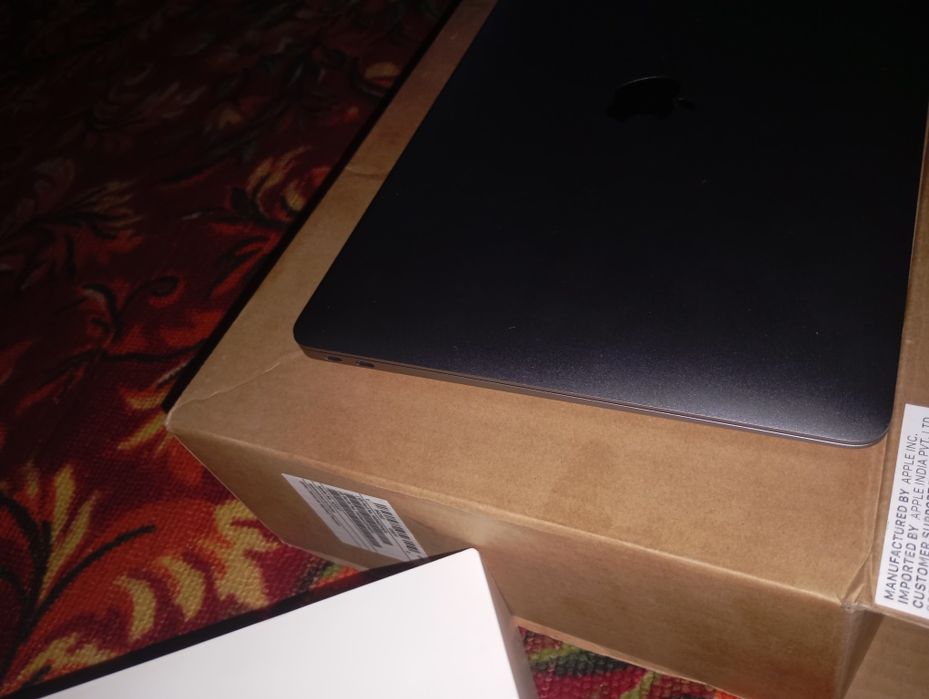 Macbook air 13 ram 8 SSD 256