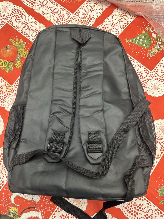 Rucsac perfect pentru drumetie sau scoala